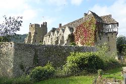 Stokesay Castle